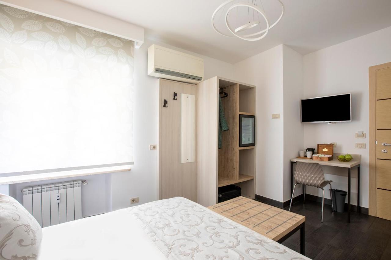La Riviere Guesthouse Trastevere Rome Extérieur photo